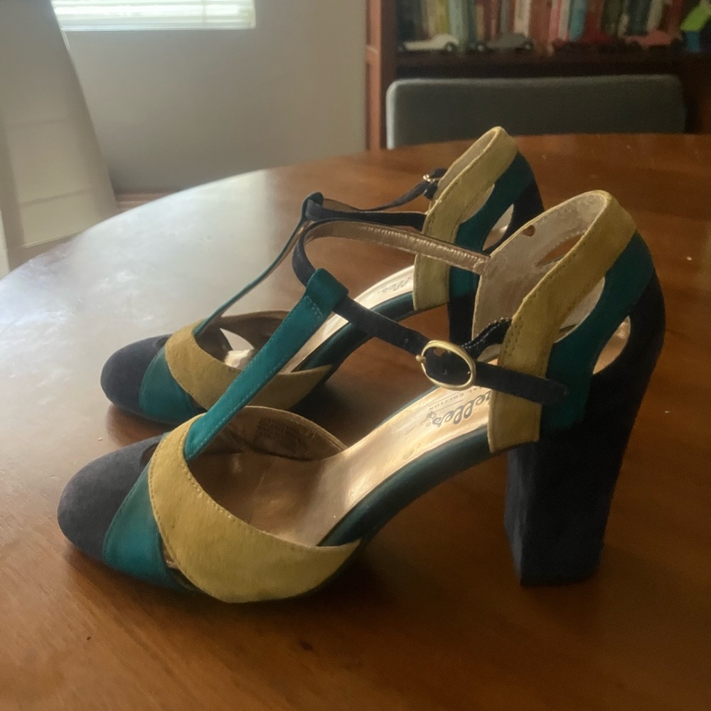 Seychelles Blue and Turquoise T-Strap Heels Size 7